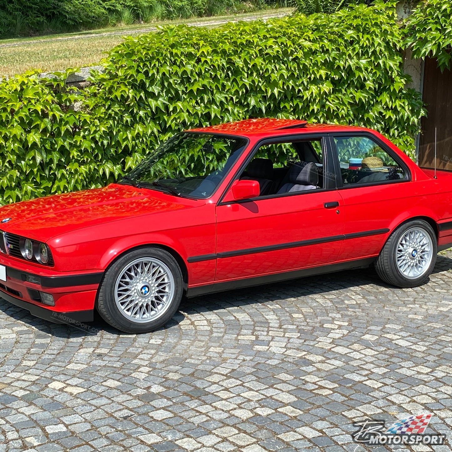 Maxilite Kreuzspeiche Felge 4x100 7x16 inkl. TÜV