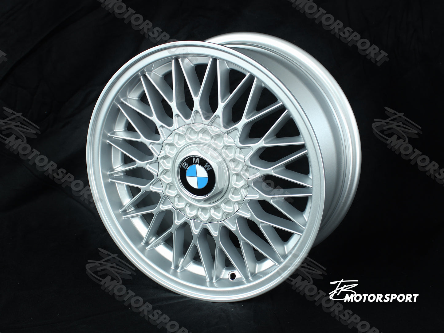 Maxilite Kreuzspeiche Felge 4x100 7x16 inkl. TÜV