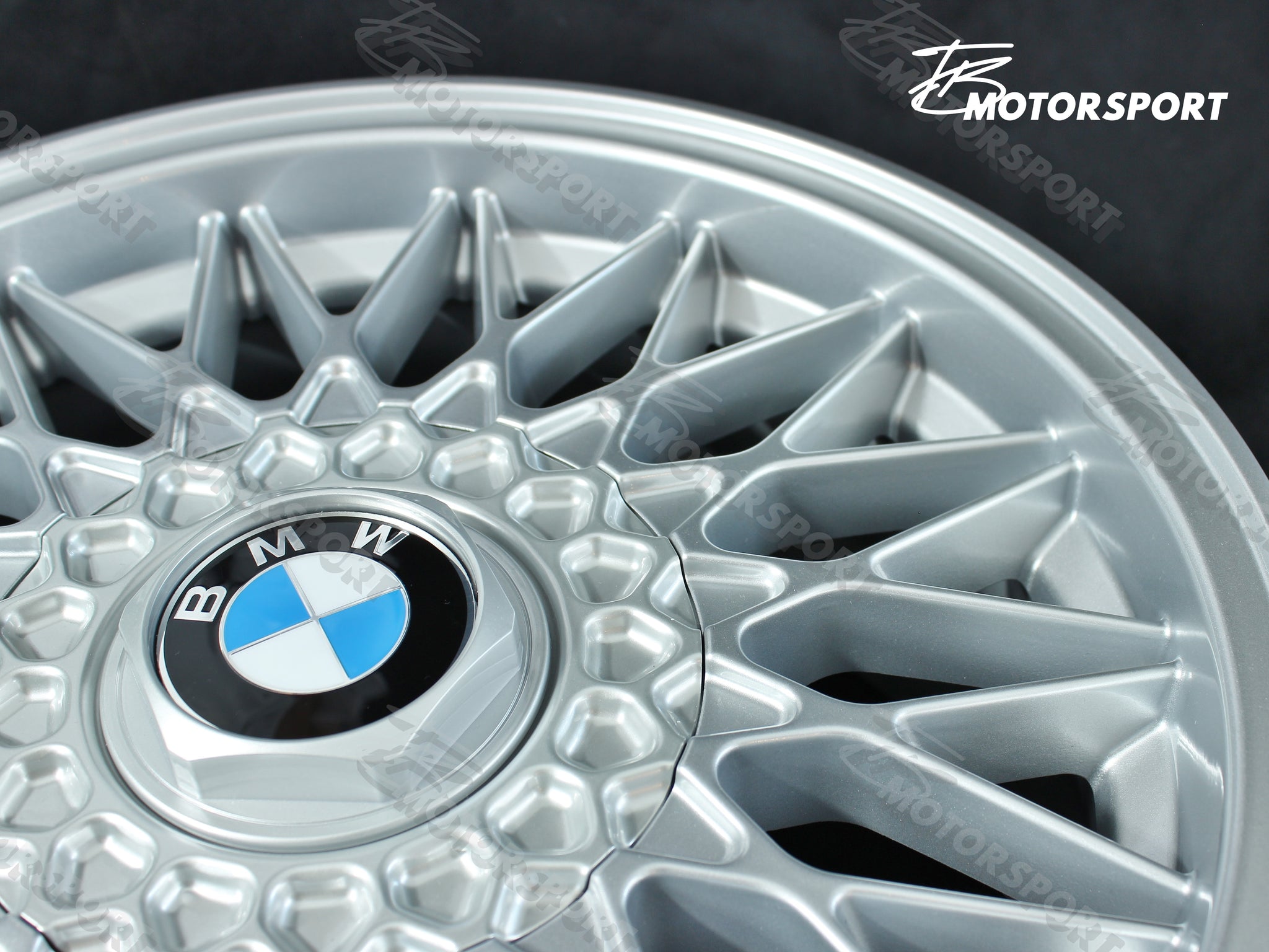 Maxilite Kreuzspeiche Felge 4x100 7x16 inkl. TÜV I BMW I E30 I 325i ...